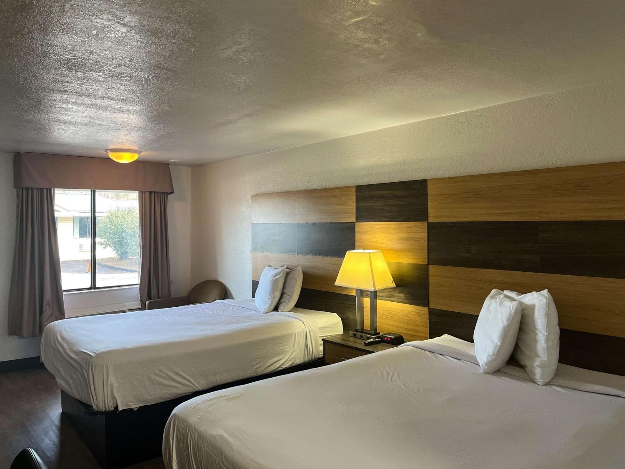 6 Cross Lanes, Wv Goff Mountain Rd Hotel